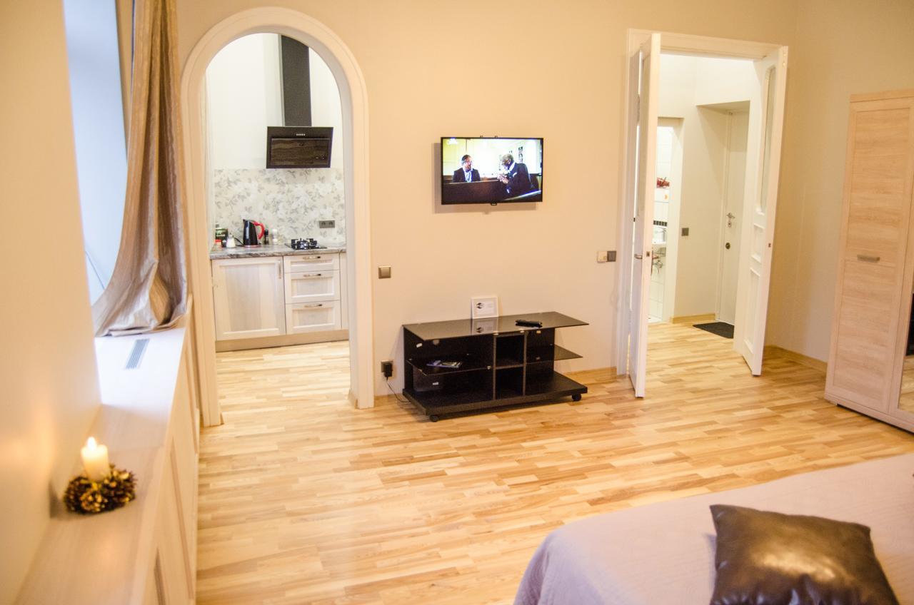 City Inn Riga Apartment, Barons Promenade With Parking Eksteriør billede